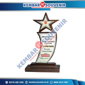 Contoh Piala Akrilik Kabupaten Sukabumi