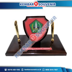 Piala Dari Akrilik Pemerintah Kota Pekanbaru