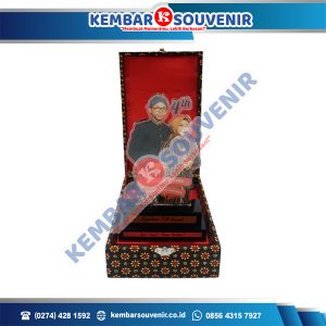 Souvenir Marmer Biro Sumber Daya Manusia dan Umum Ombudsman Republik Indonesia