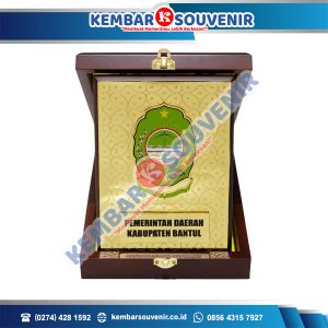 Piala Akrilik Bandung Custom Harga Murah