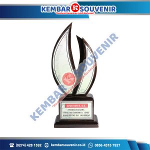 Contoh Trophy Akrilik PT Indah Karya (Persero)
