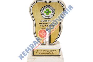 Plakat Trophy Komisi Kepolisian Nasional