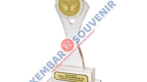 Contoh Piala Akrilik Kabupaten Indramayu